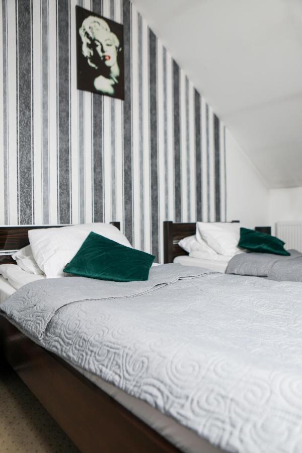 Hotel Zlotogorski Koscielec エクステリア 写真
