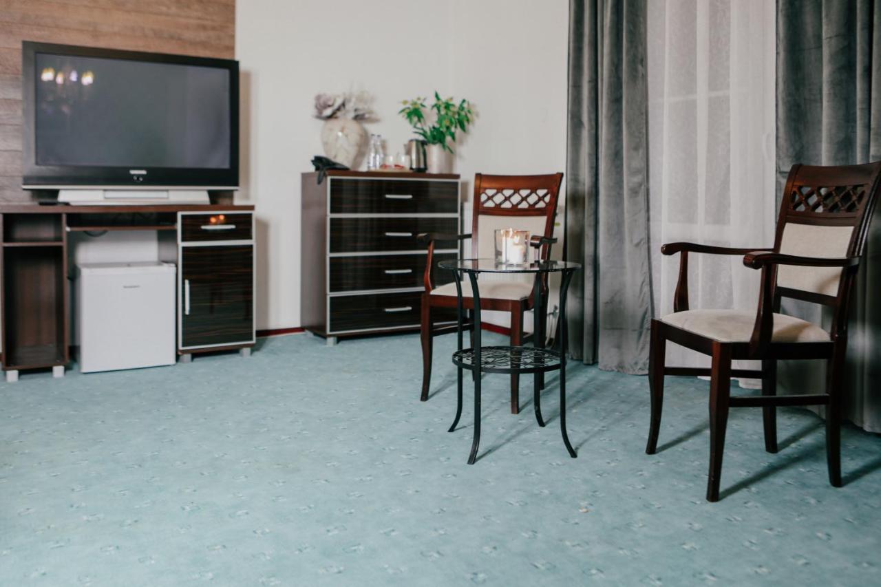 Hotel Zlotogorski Koscielec エクステリア 写真
