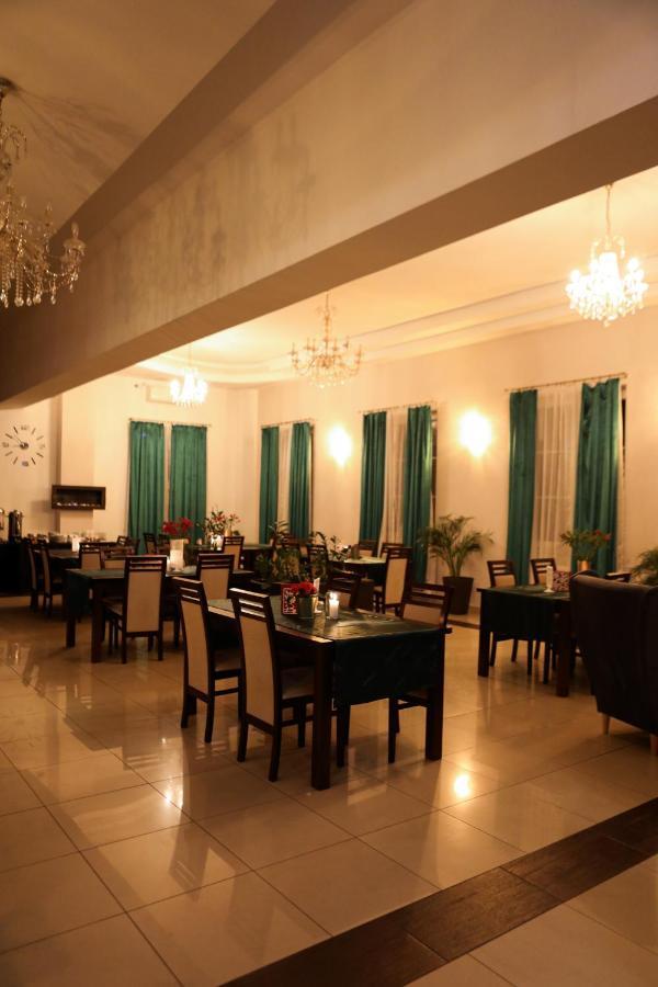 Hotel Zlotogorski Koscielec エクステリア 写真