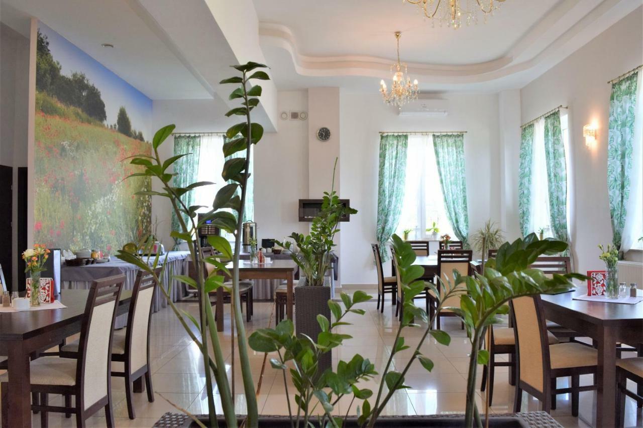 Hotel Zlotogorski Koscielec エクステリア 写真